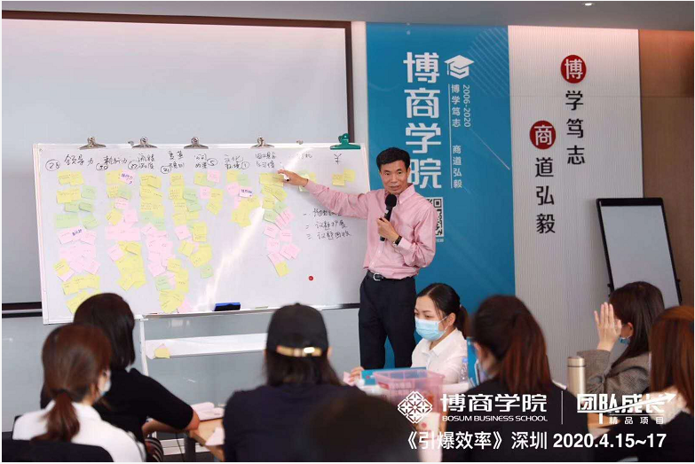 舞臺設(shè)備